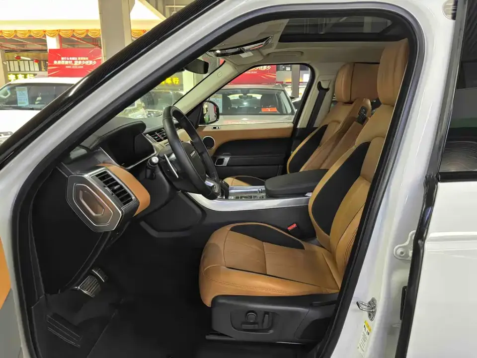 Land Rover Sport