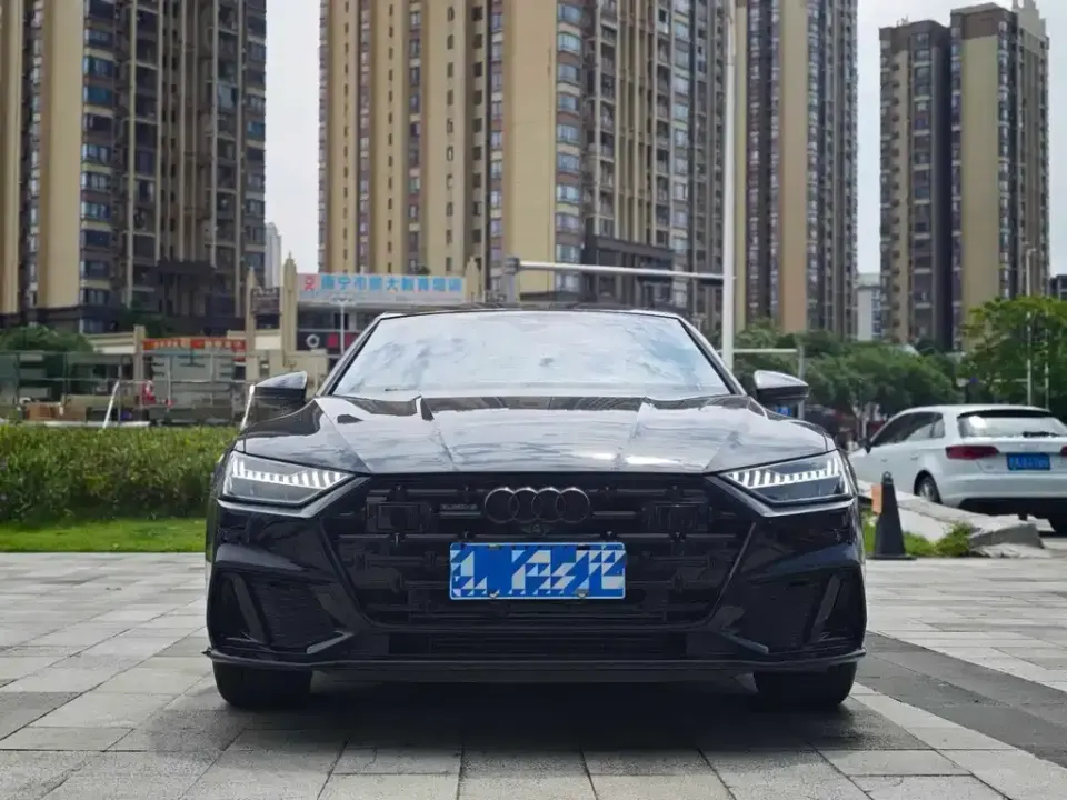 Audi A7L