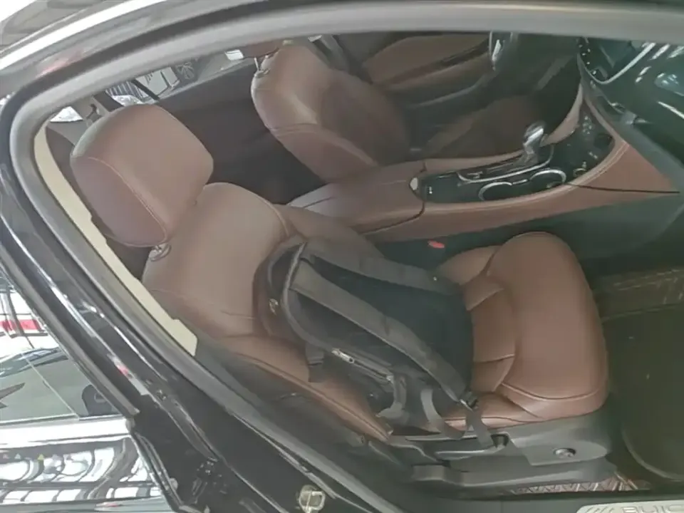 Buick Envision Plus