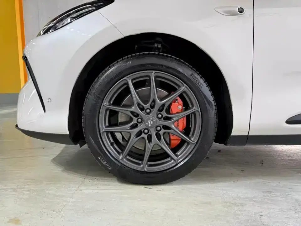 IM Motors IM LS6