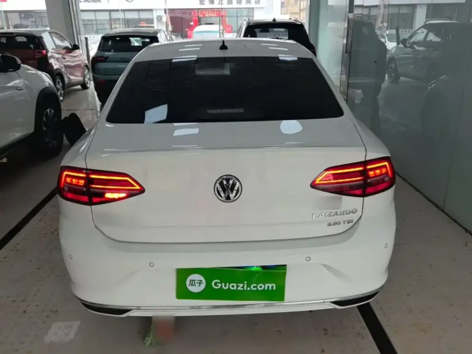 Volkswagen Lamando