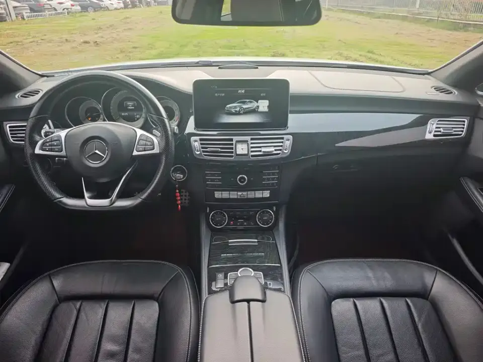 Mercedes-Benz CLS