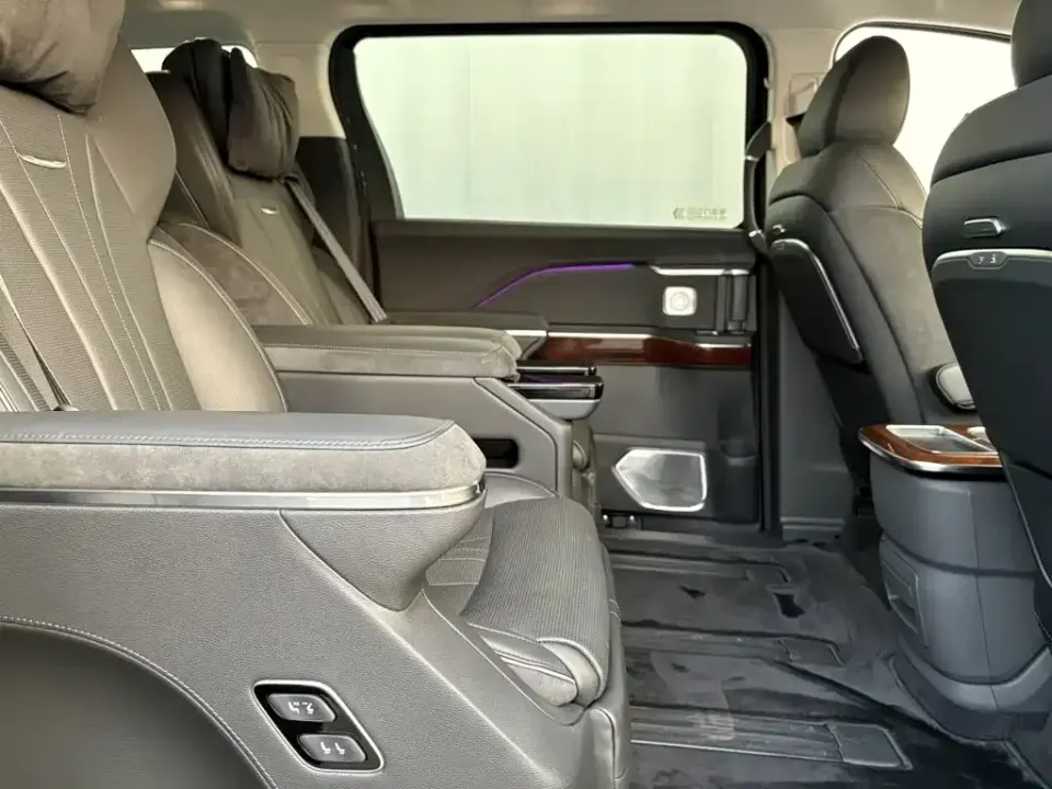 Hongqi Hongqi HQ9