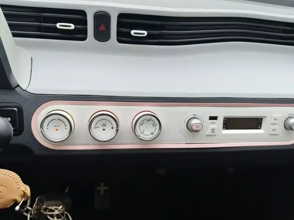 Wuling MINIEV