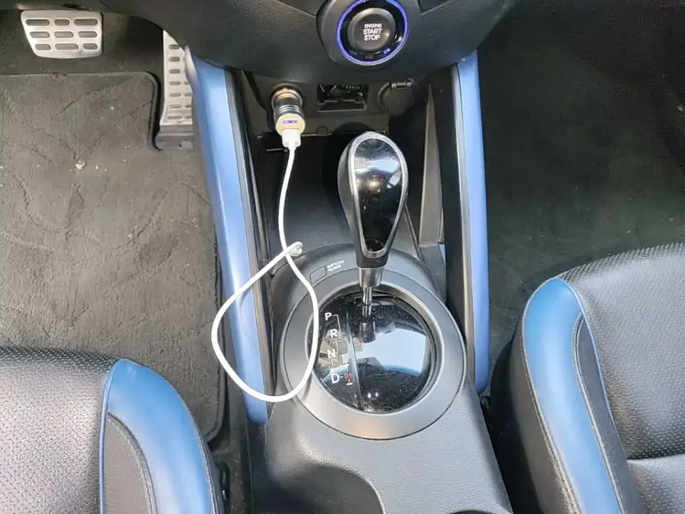 Hyundai Veloster