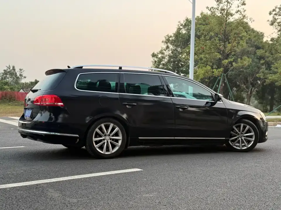 Volkswagen Magotan (Import)