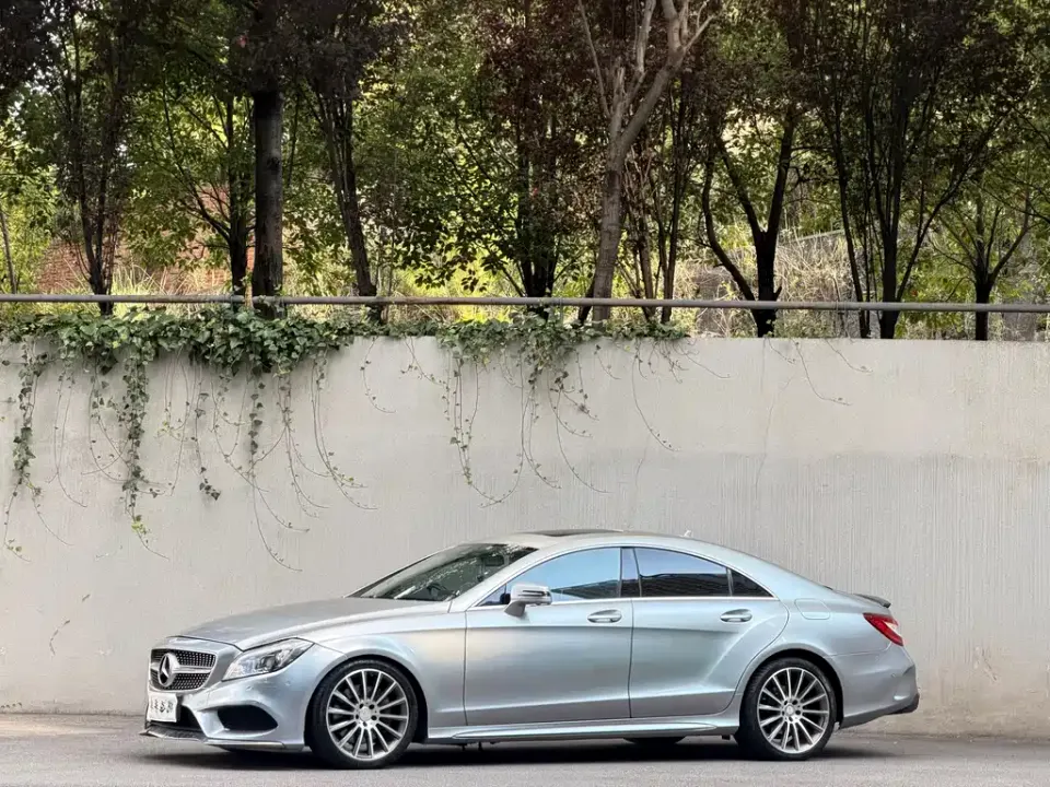 Mercedes-Benz CLS