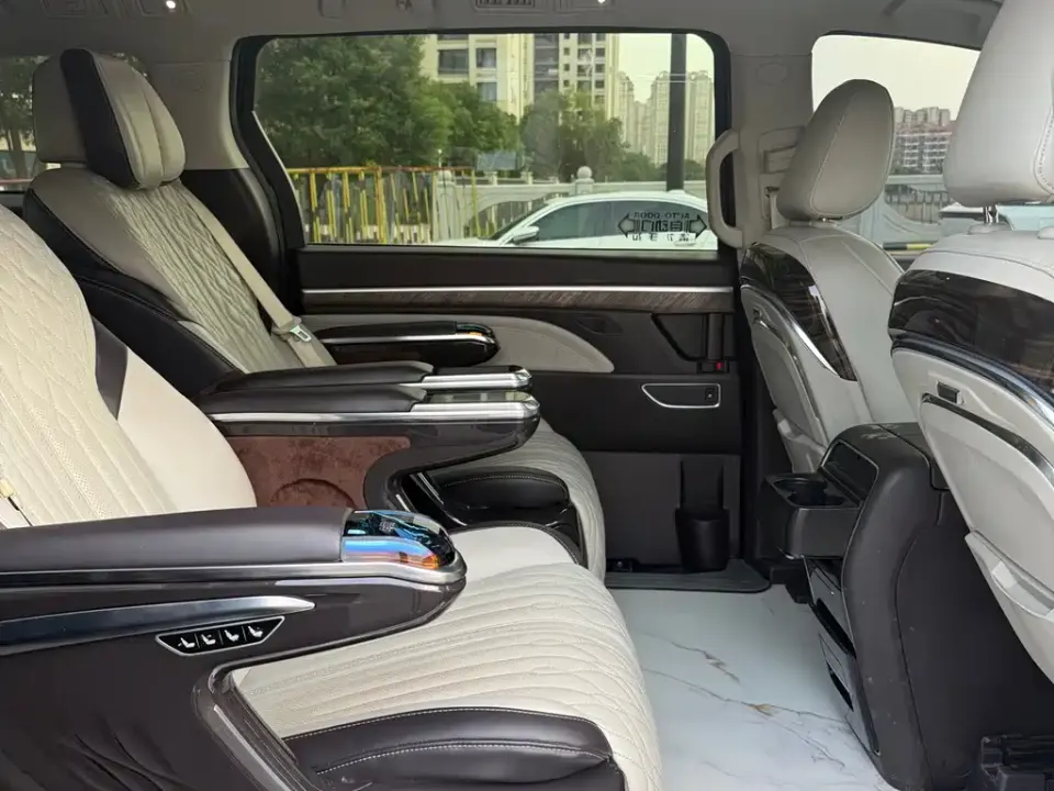 GAC Trumpchi M8