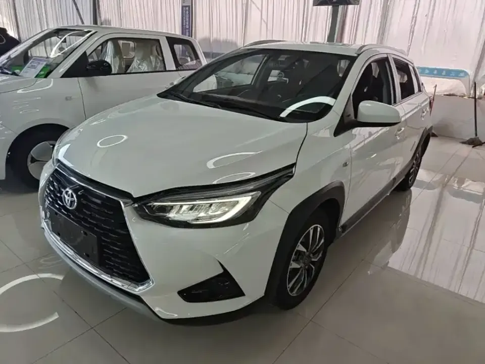 Toyota Yaris L