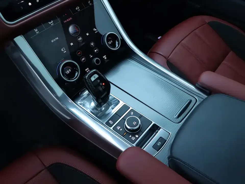 Land Rover Sport