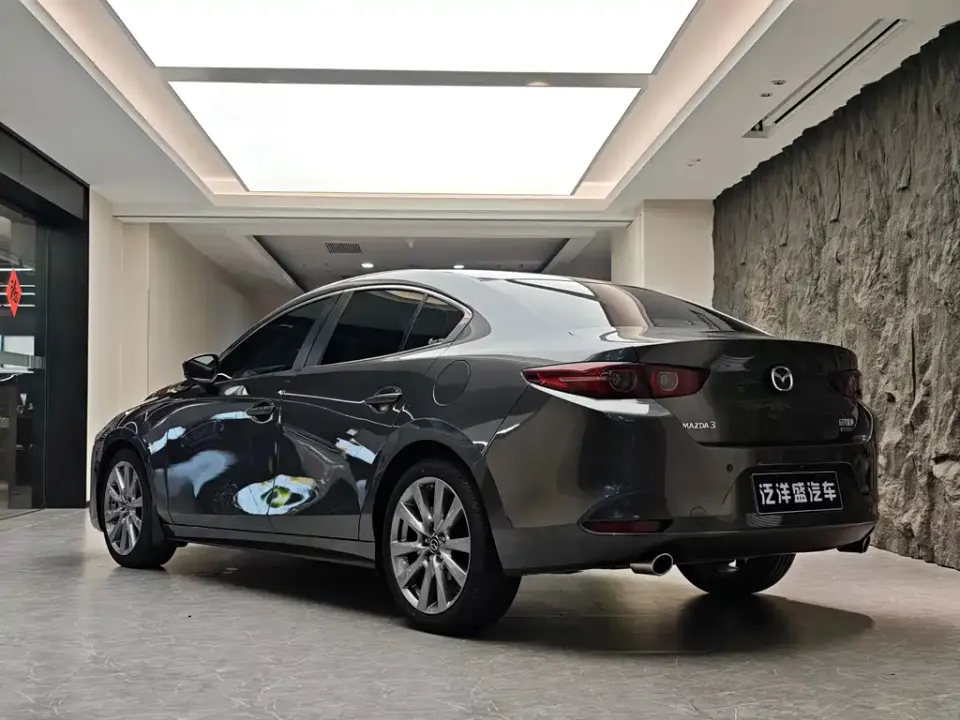 Mazda 3 Axela