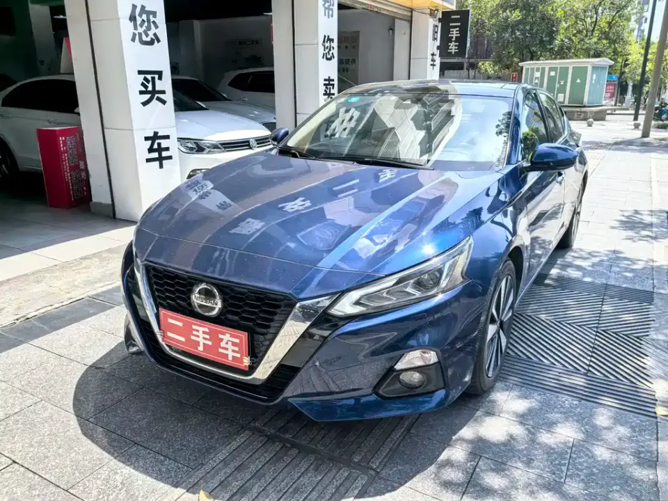 Nissan Teana
