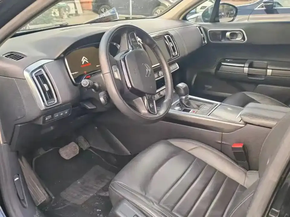 Citroen C6