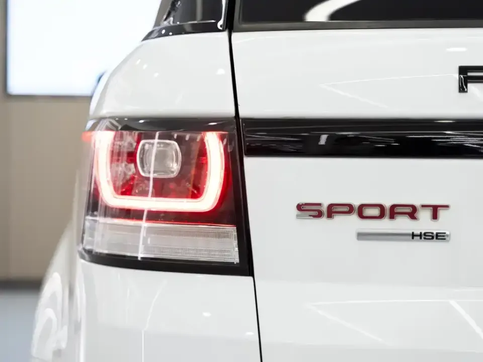 Land Rover Sport