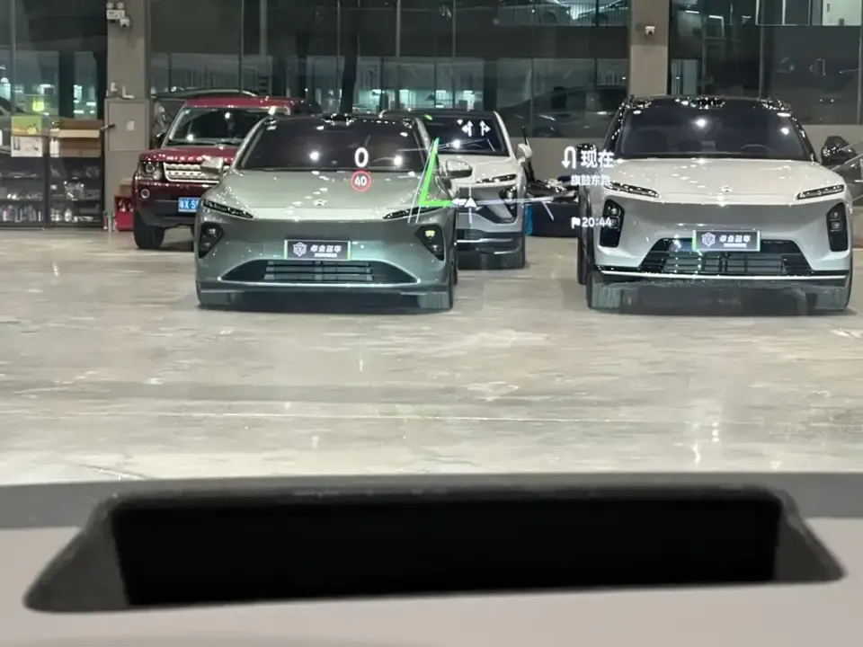Nio ET5T