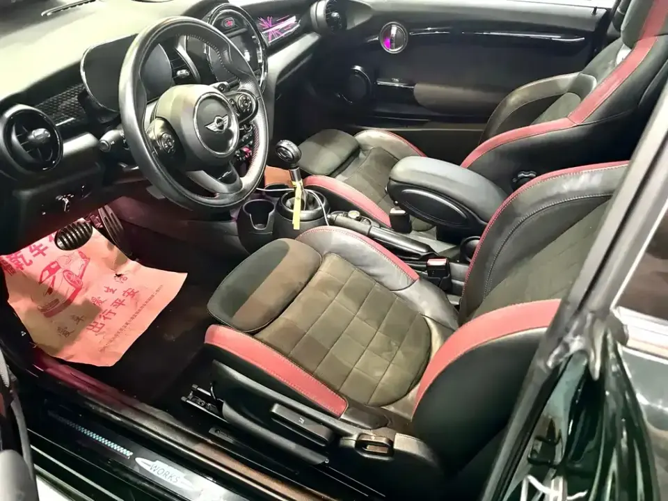 MINI Mini JCW