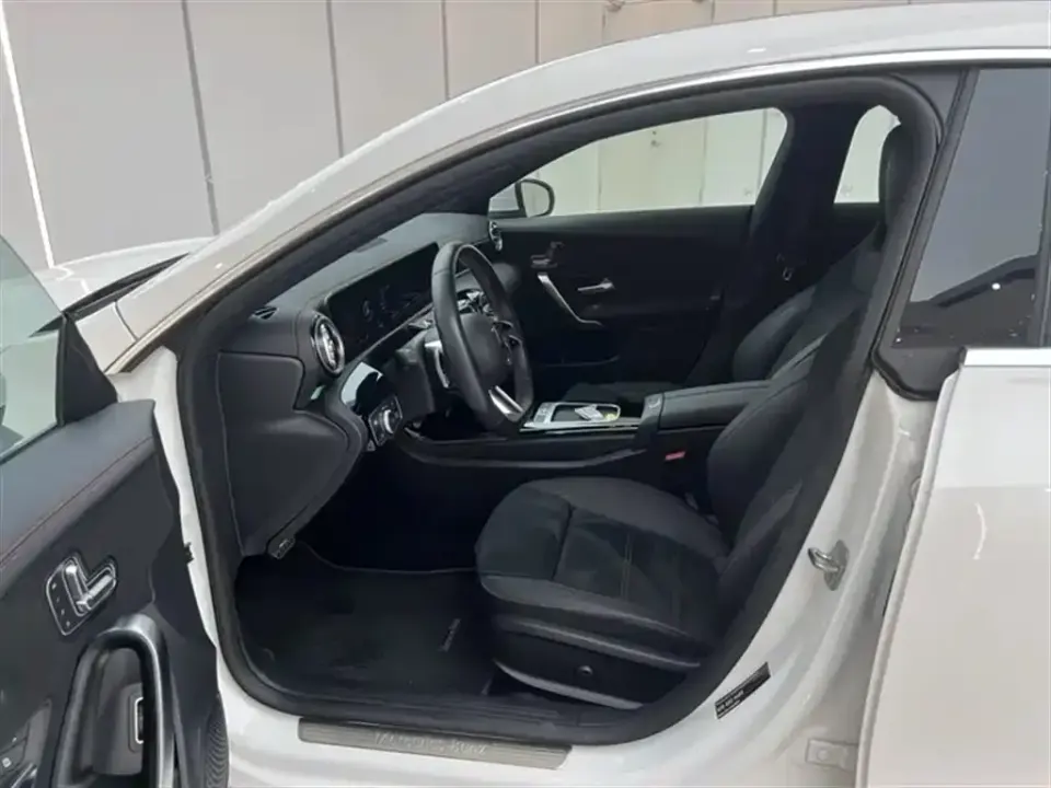 Mercedes-Benz CLA (Import)