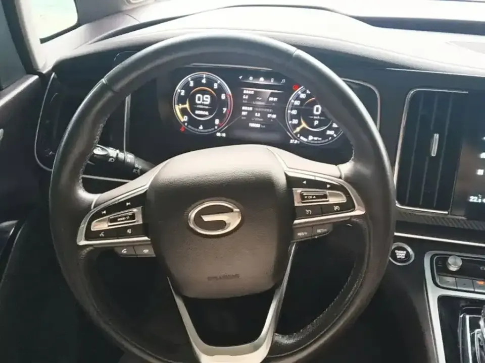 GAC Trumpchi M8