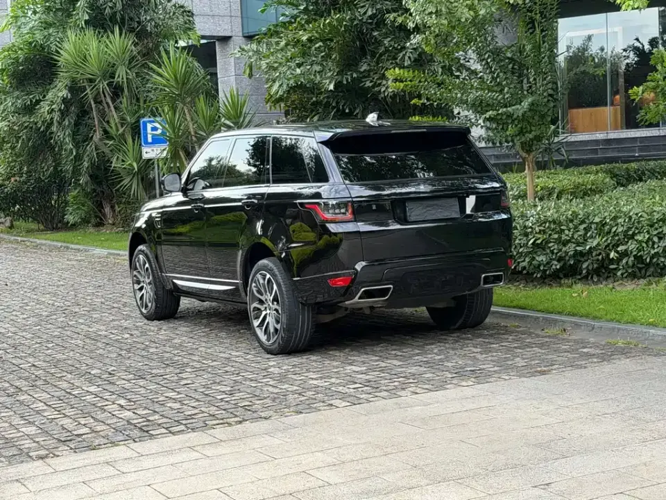 Land Rover Sport