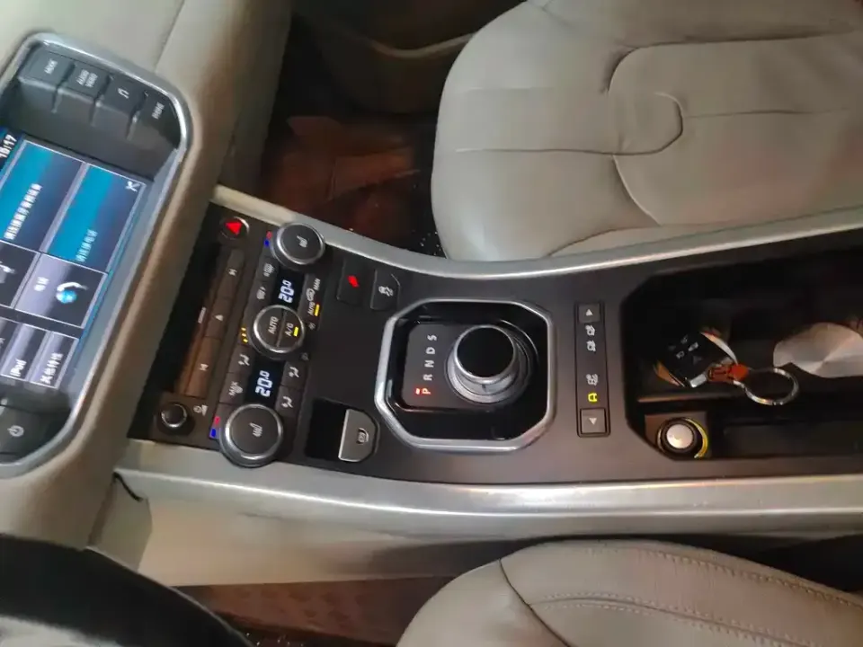 Land Rover Evoque (Import)