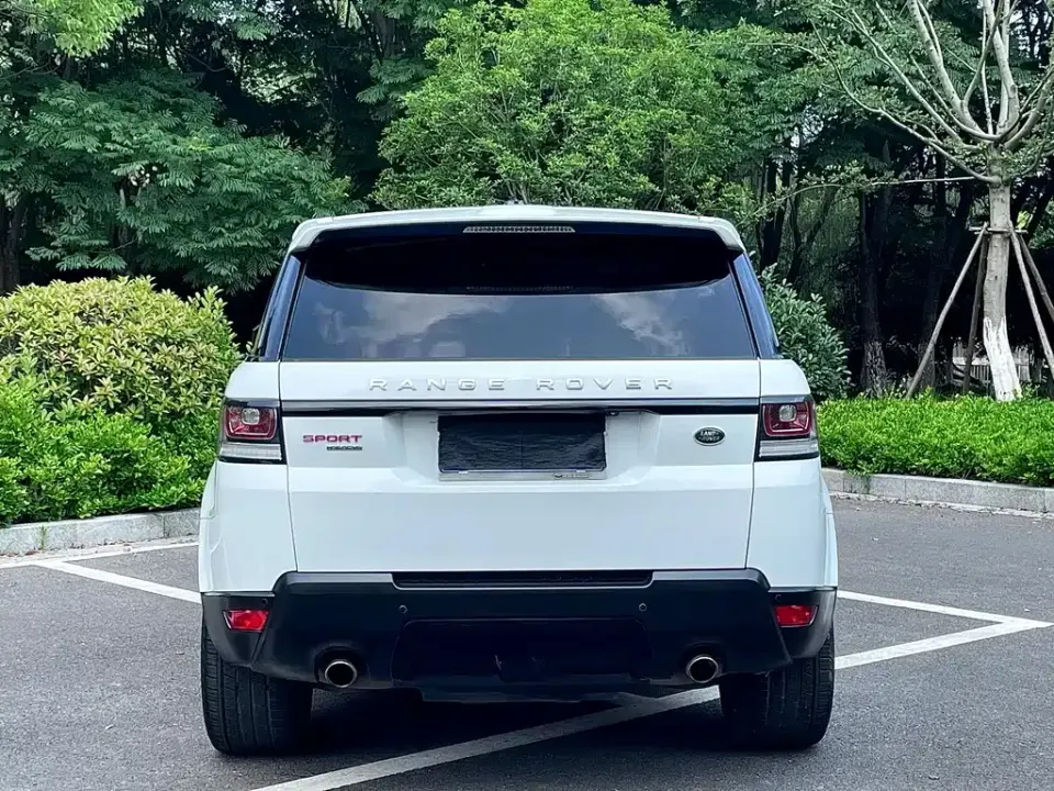 Land Rover Sport