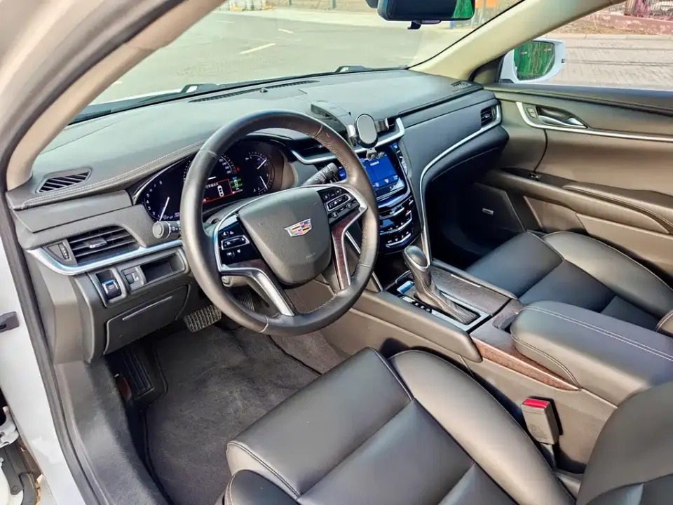 Cadillac XTS