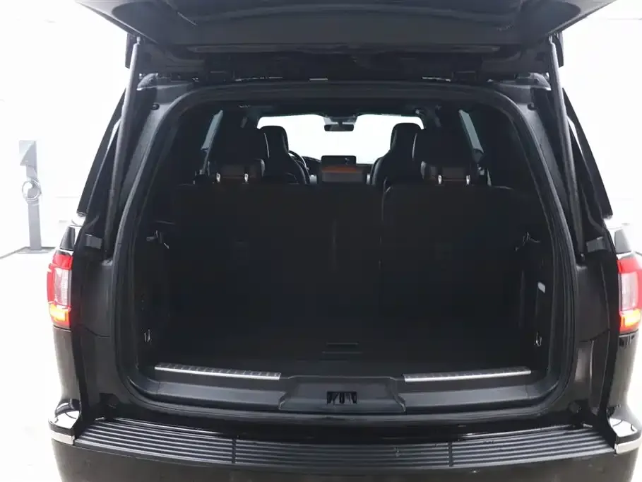 Lincoln Navigator