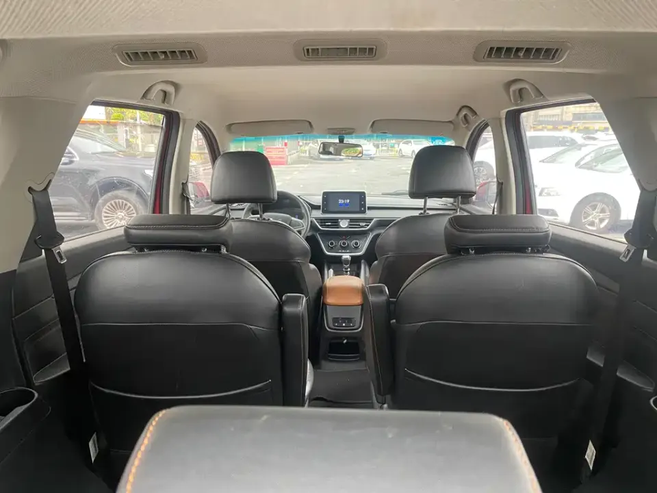 Wuling Hongguang S3