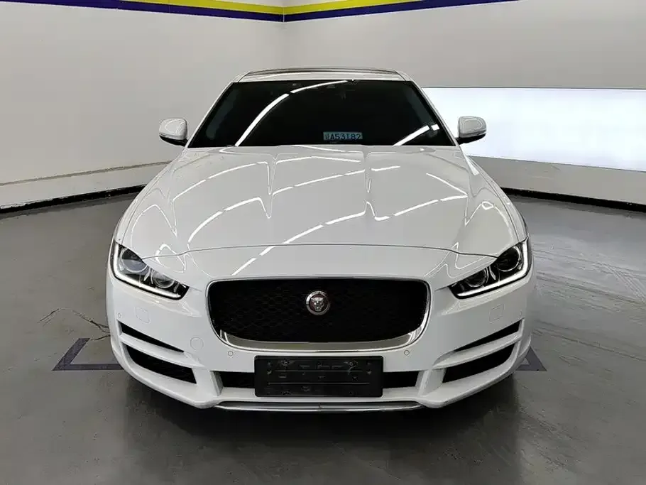 Jaguar XEL