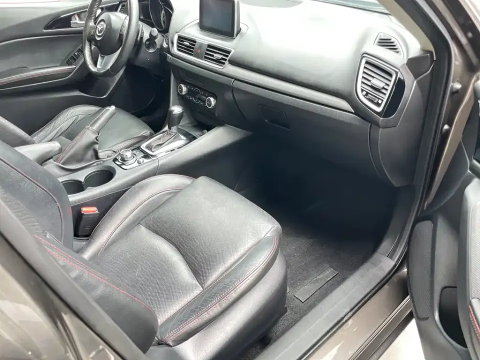 Mazda 3 Axela