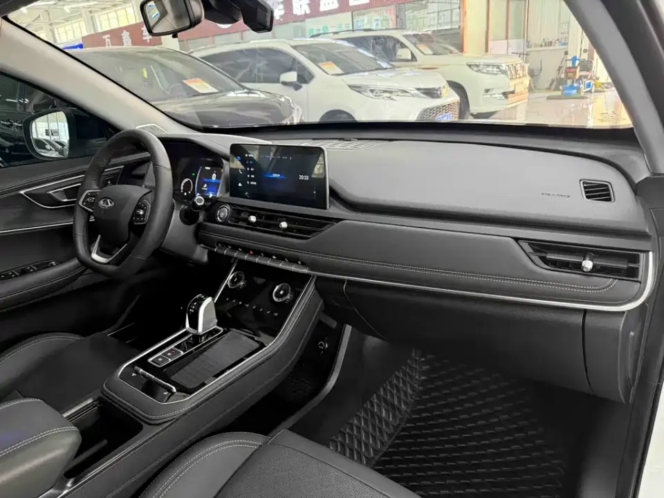 Chery Tiggo 8