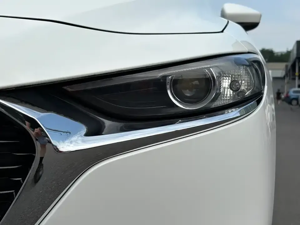 Mazda 3 Axela