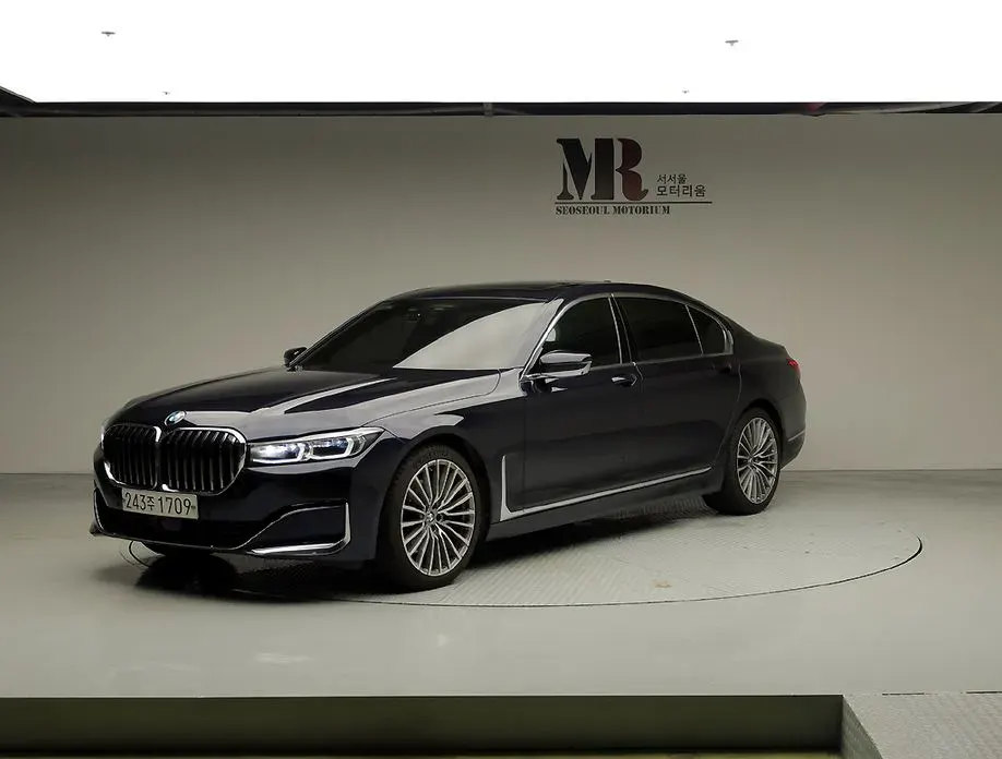 BMW 7-Series