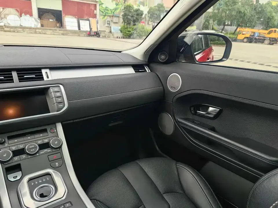 Land Rover Evoque (Import)