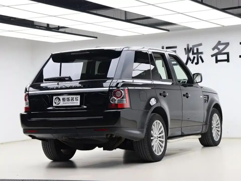 Land Rover Sport