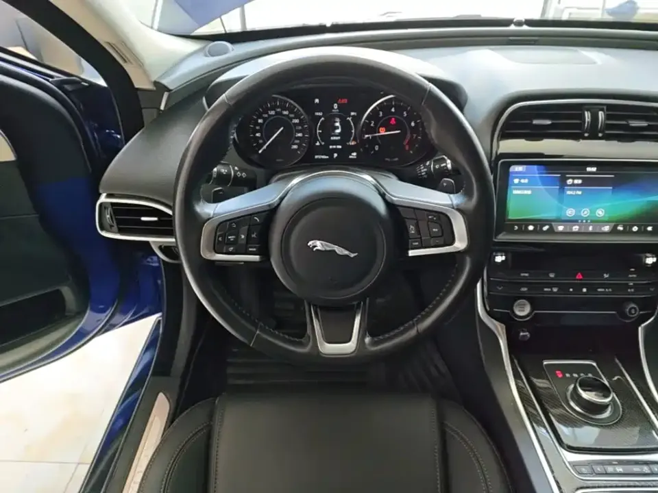 Jaguar XEL
