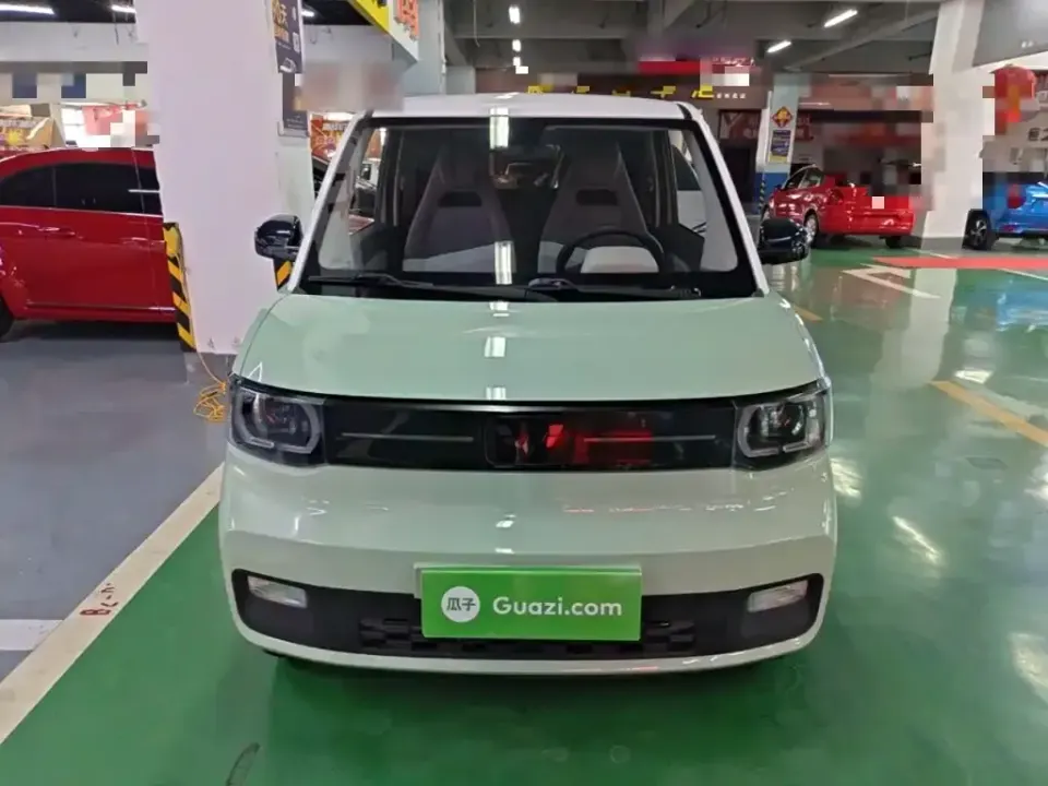 Wuling MINIEV