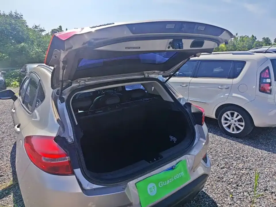 Geely Emgrand GS