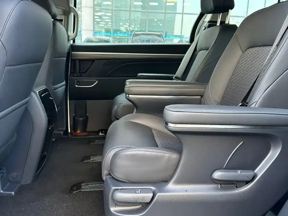 GAC Trumpchi M8