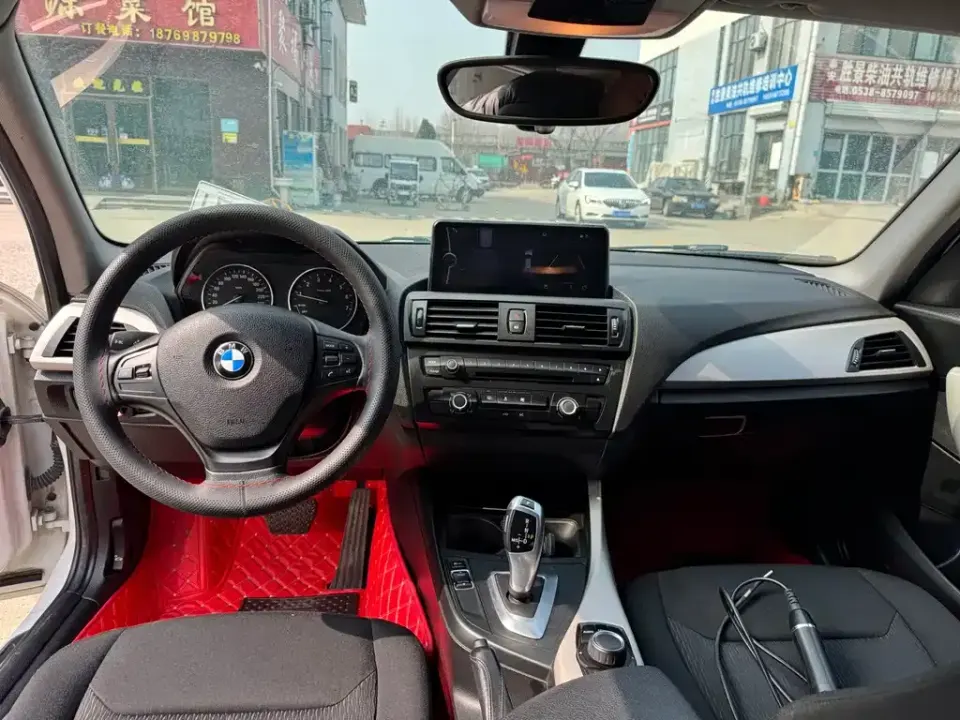 BMW 1 Series (Import)