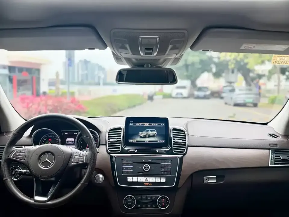 Mercedes-Benz GLS
