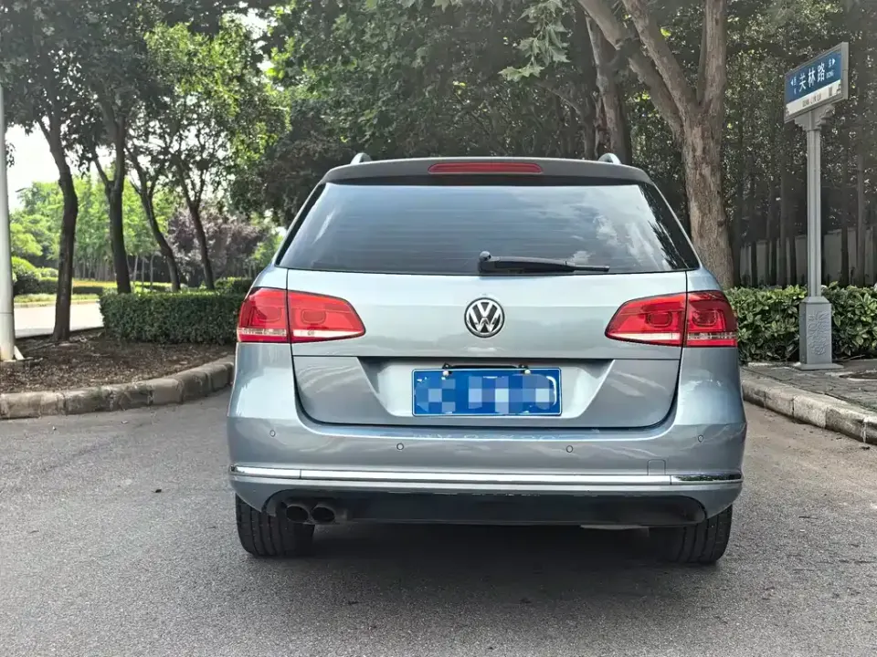 Volkswagen Magotan (Import)