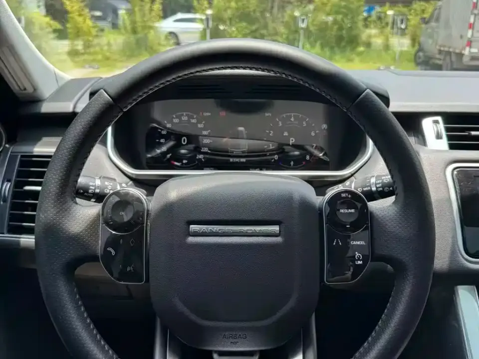 Land Rover Sport