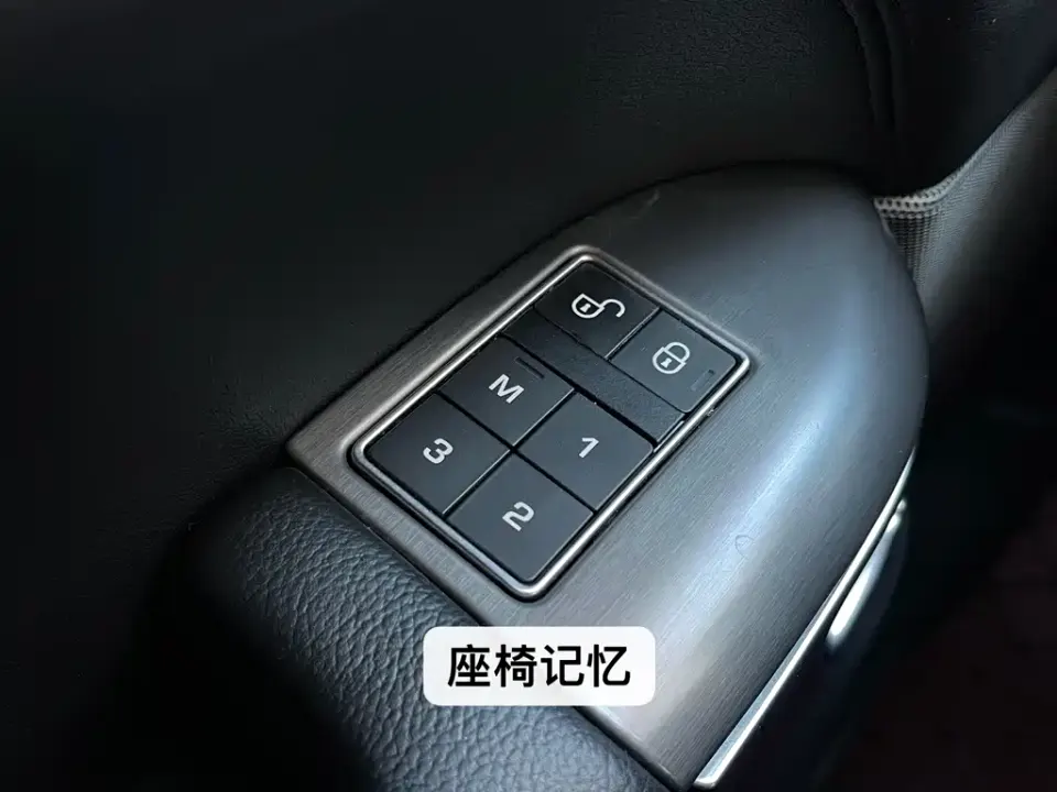 Land Rover Sport