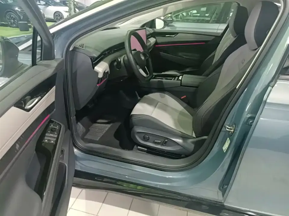 Volkswagen ID.7 VIZZION