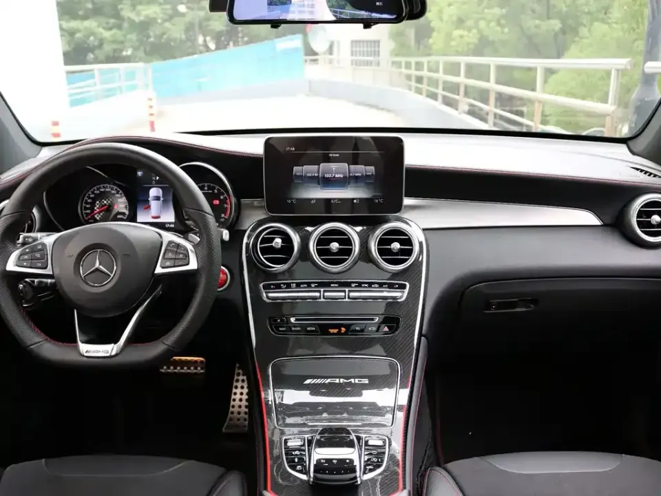 Mercedes-Benz GLC AMG