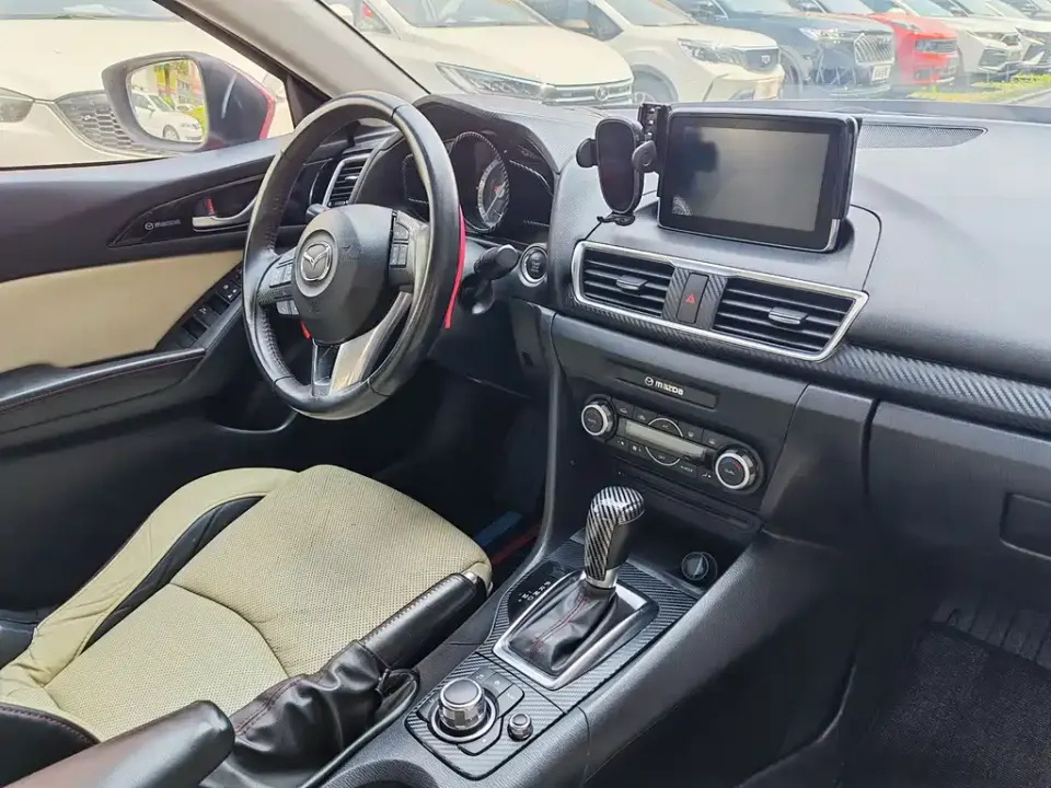 Mazda 3 Axela