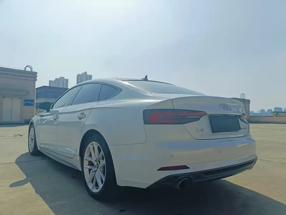 Audi A5 (Import)