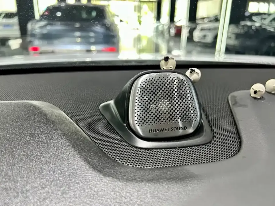 AITO AITO M5