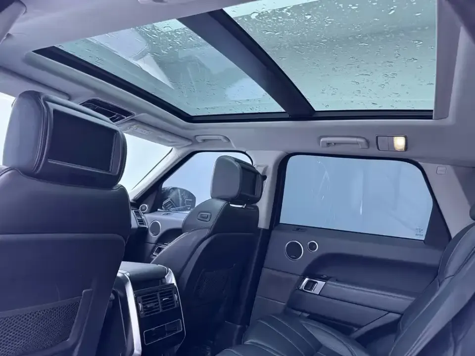 Land Rover Sport